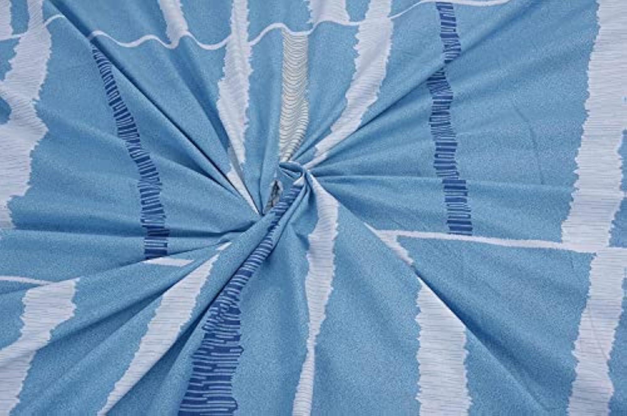 144 TC Cotton Double Bed Bedsheet with 2 Pillow Covers, Sky Blue & White